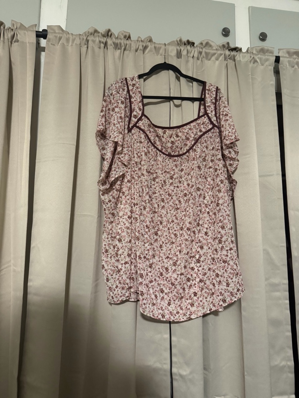 torrid Pink Floral Square-Neck Flutter Sleeve Blouse